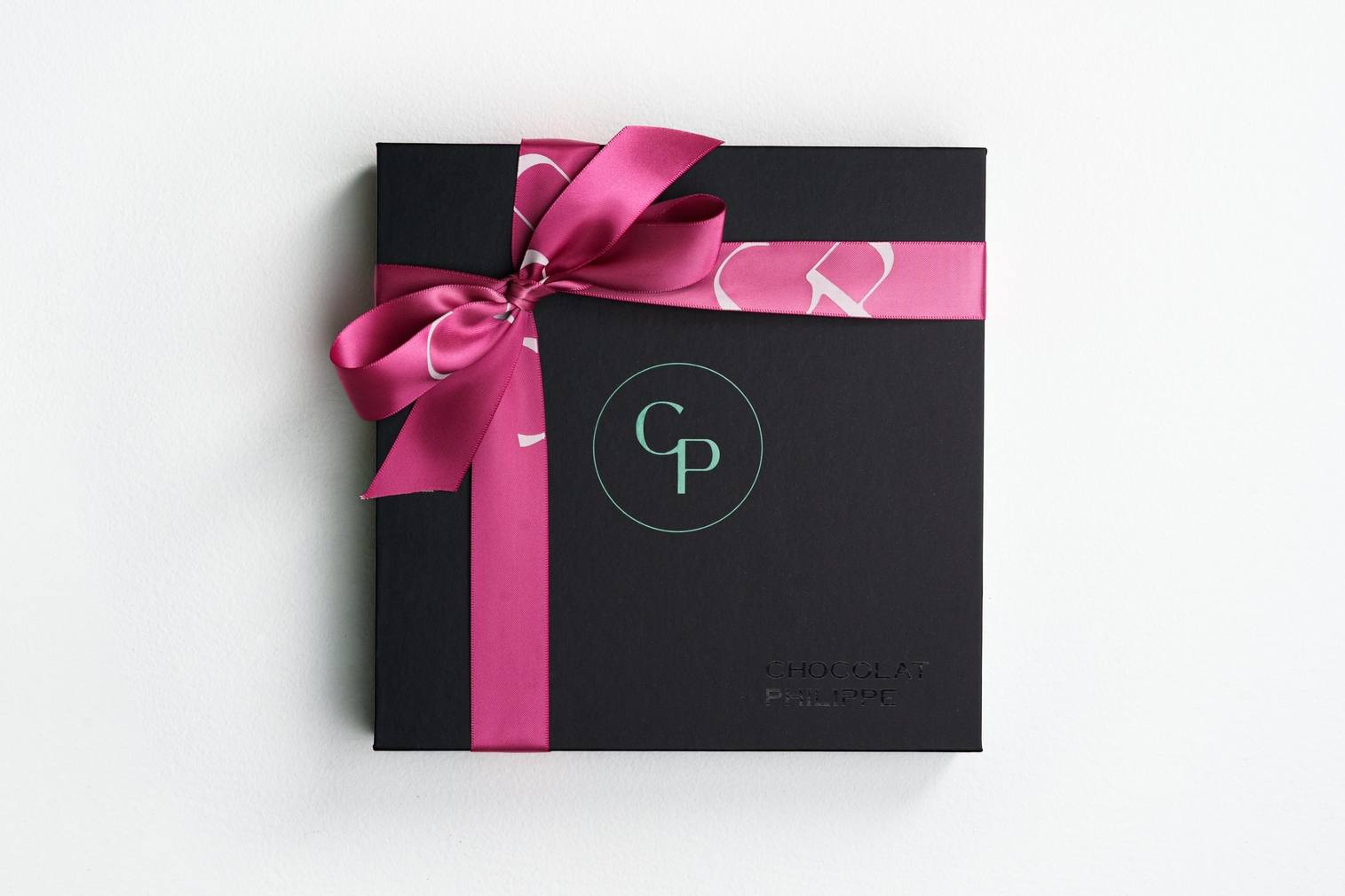 La Grande – The Entertaining Box (12 Bars)